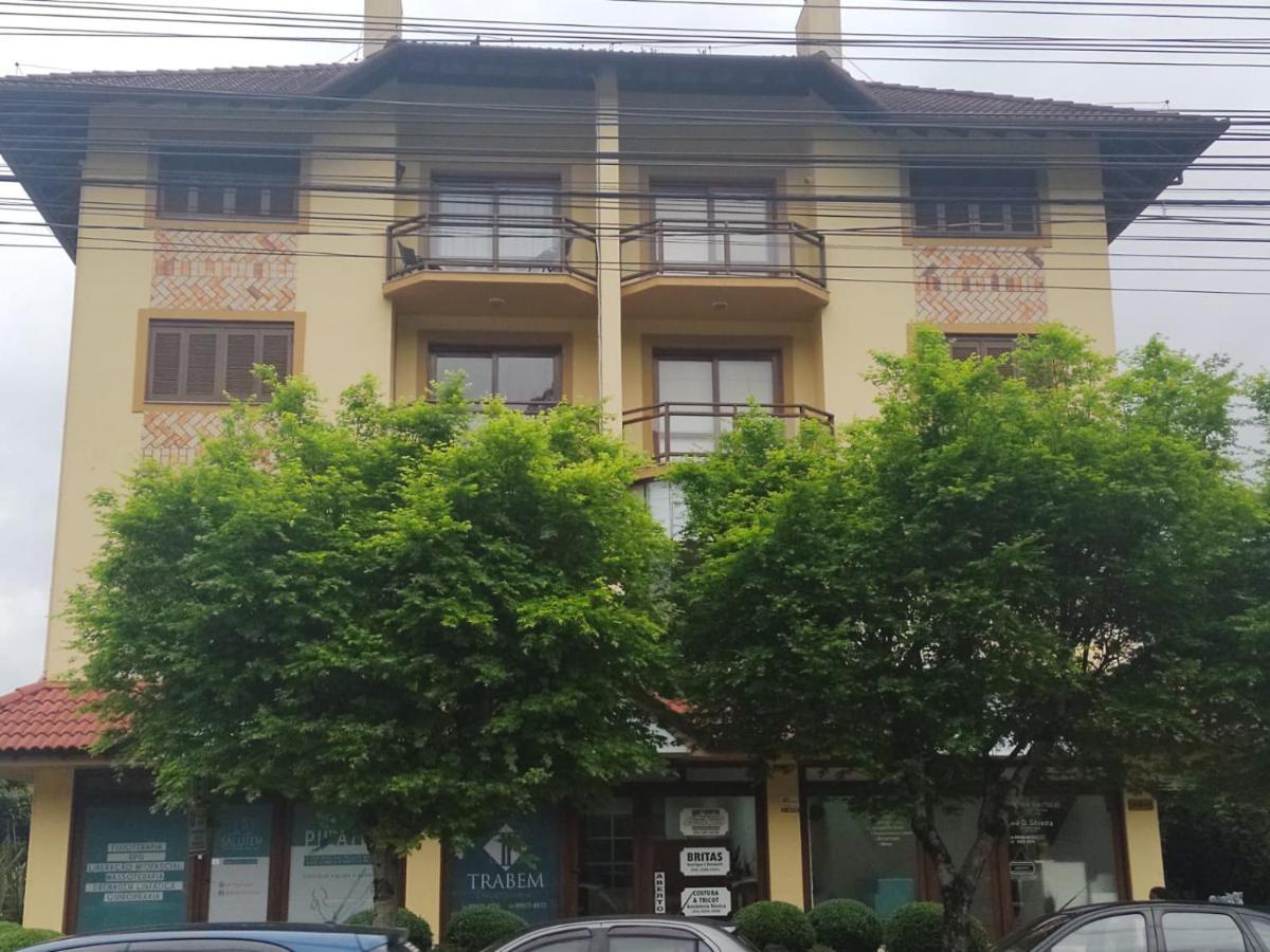 Apartamento Ensolarado No Centro De Gramado 아파트 외부 사진